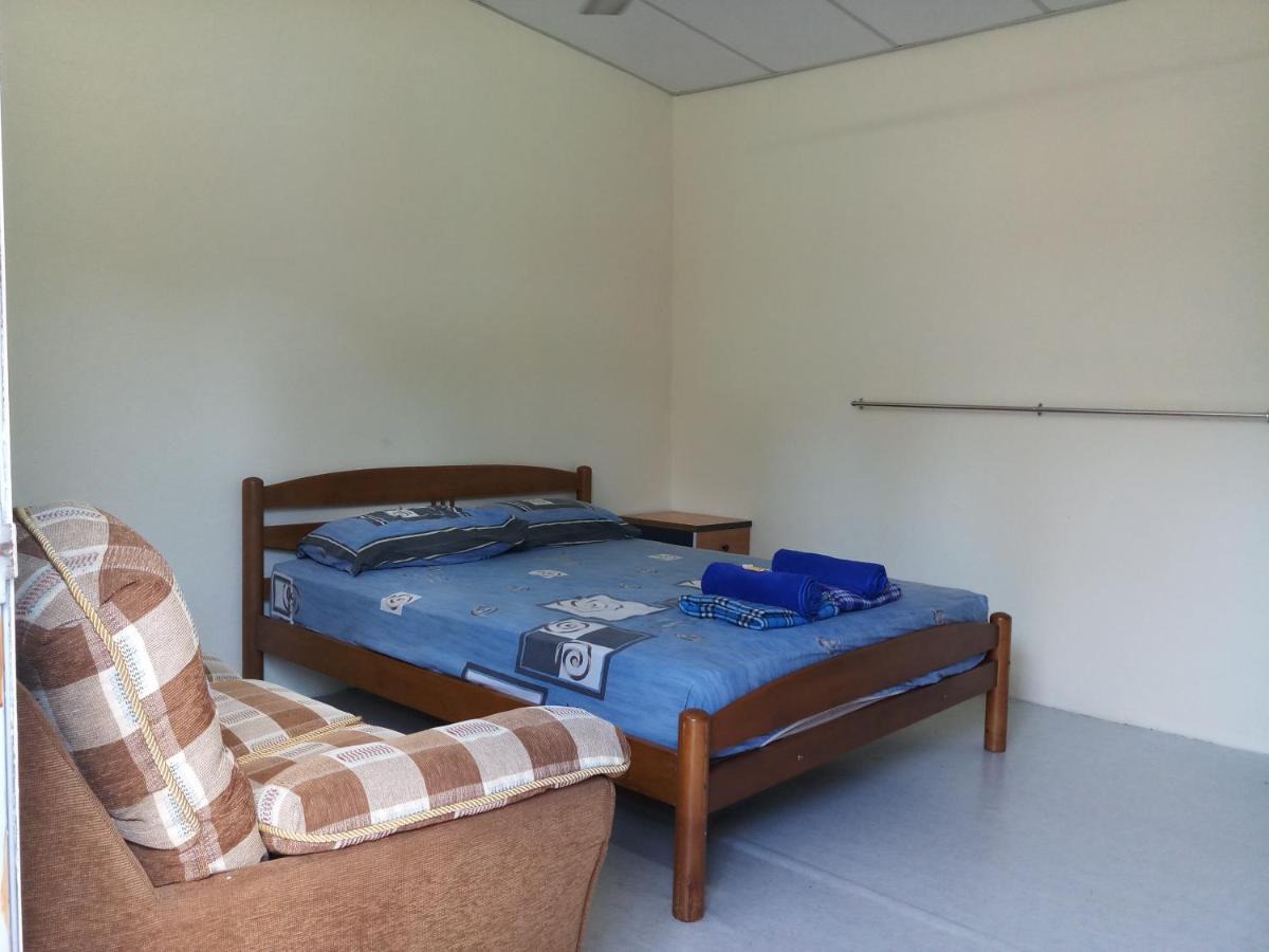 באטו פרינג'י Tony'S Guesthouse At Teluk Bahang מראה חיצוני תמונה