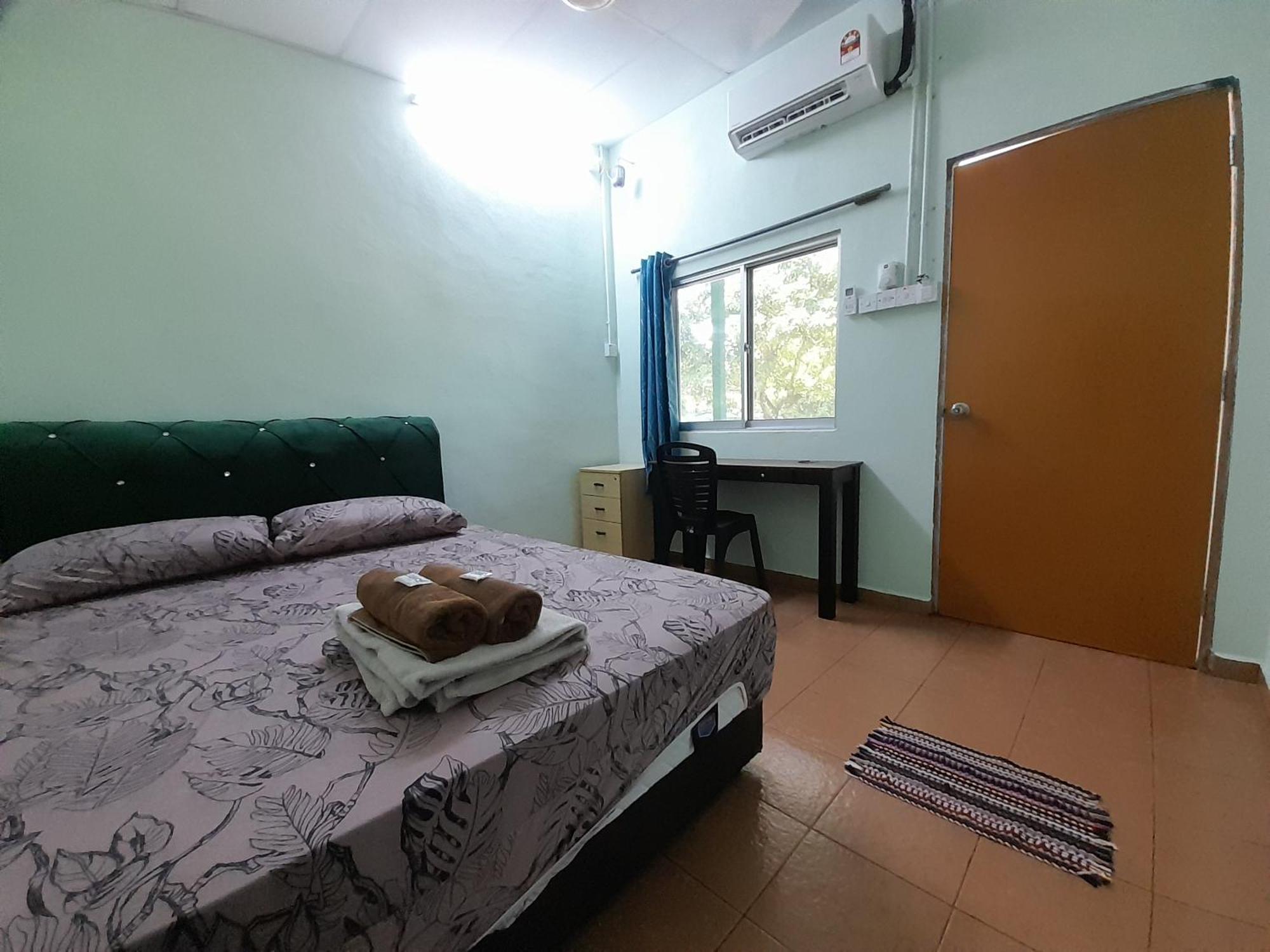 באטו פרינג'י Tony'S Guesthouse At Teluk Bahang מראה חיצוני תמונה